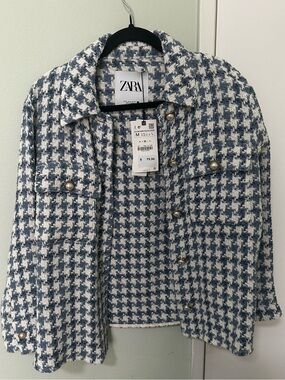 Zara Blue & White Houndstooth Tweed Jacket with Pearl Buttons